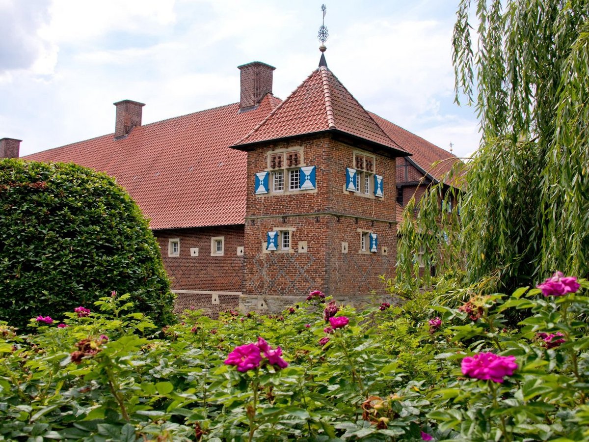 Burg Detail